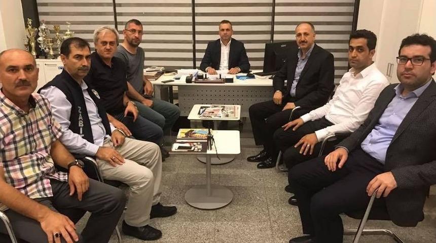 &Uuml;mraniye Belediyesi Yağış Sonrası Seferber Oldu