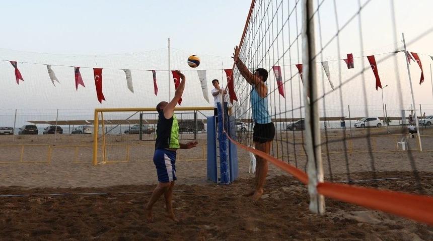 Manavgat&rsquo;ta Plaj Voleybolu Heyecanı Başladı