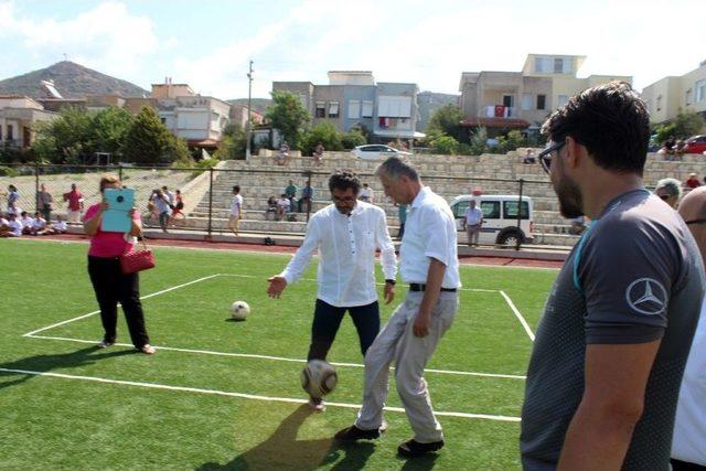 Foça’da Kurulan Futbol Lisesinde Elemeler Başladı