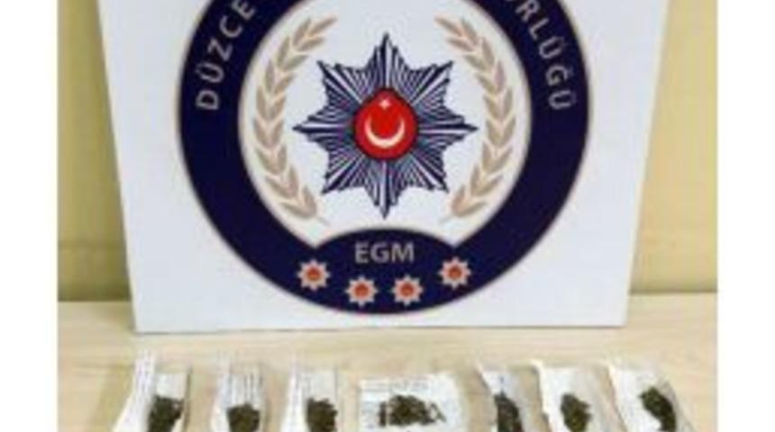 Satışa Hazır Uyuşturucuyla Yakalandı