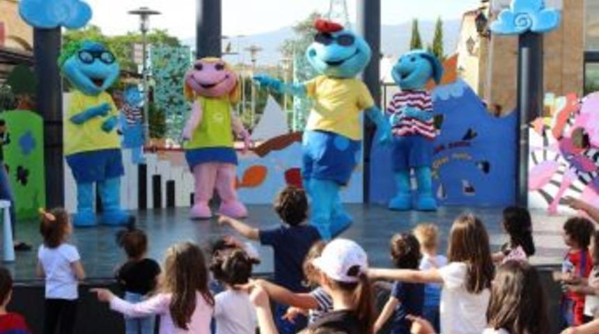 Forum Bornova &Ccedil;ocuk Kul&uuml;b&uuml;&rsquo;nden Miniklere Mutluluk