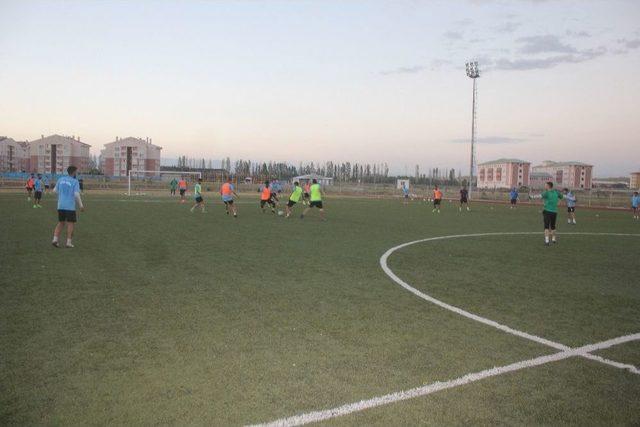 Ağrı 1970 Spor Yeni Sezon Hazırlıklarına Başladı