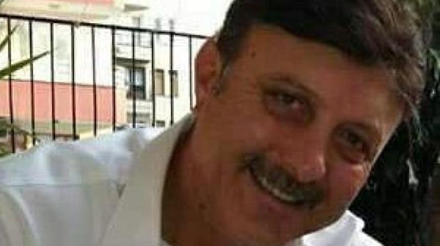 Veteriner, Muayene Ettiği Atın &Ccedil;iftesiyle &Ouml;ld&uuml;