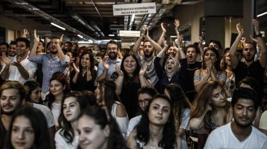 Tercih D&ouml;neminde Nişantaşı Neotech Kamp&uuml;s&uuml;'ne 40 Bin Ziyaret&ccedil;i