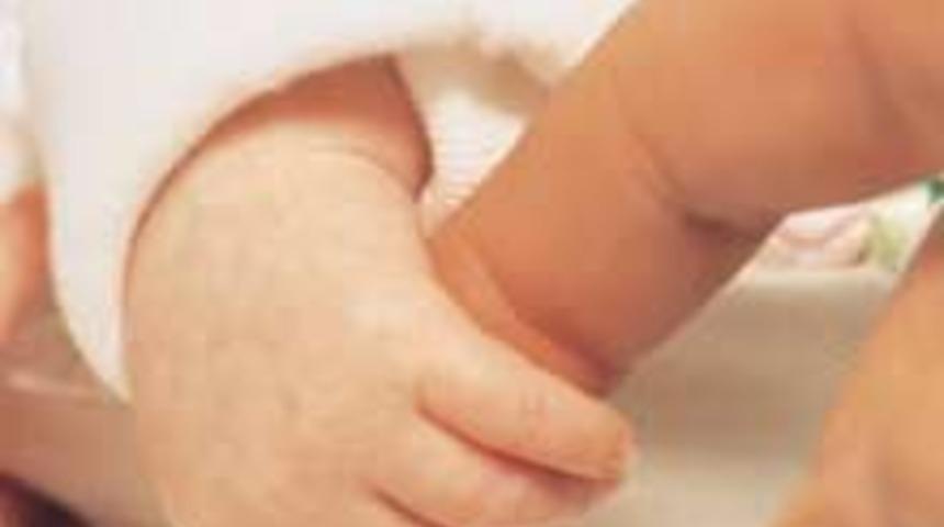 Bir Yaşa Kadar Ay Ay Bebek Gelişimi