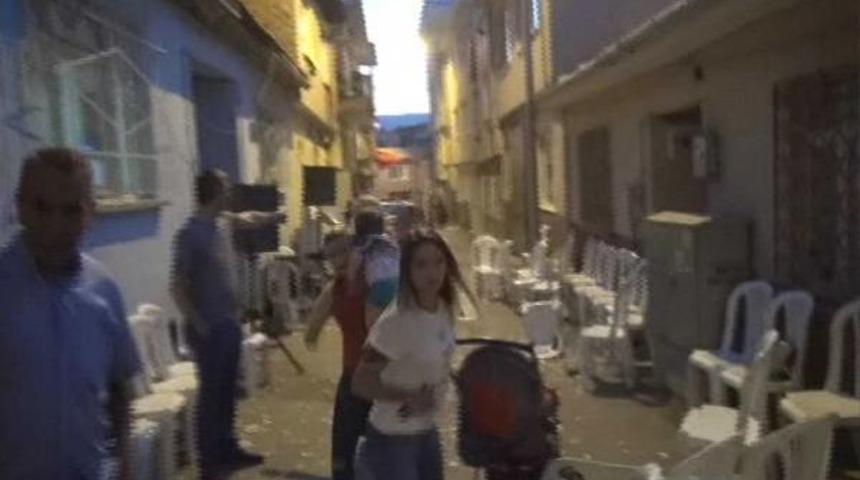 Sokak D&uuml;ğ&uuml;n&uuml;nde Doğalgaz Ka&ccedil;ağı Paniği