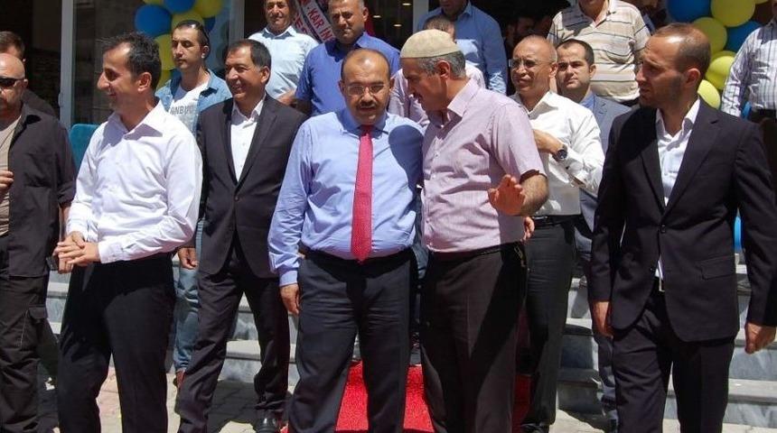 Vali Ustaoğlu&rsquo;dan İş Yeri A&ccedil;ılışı