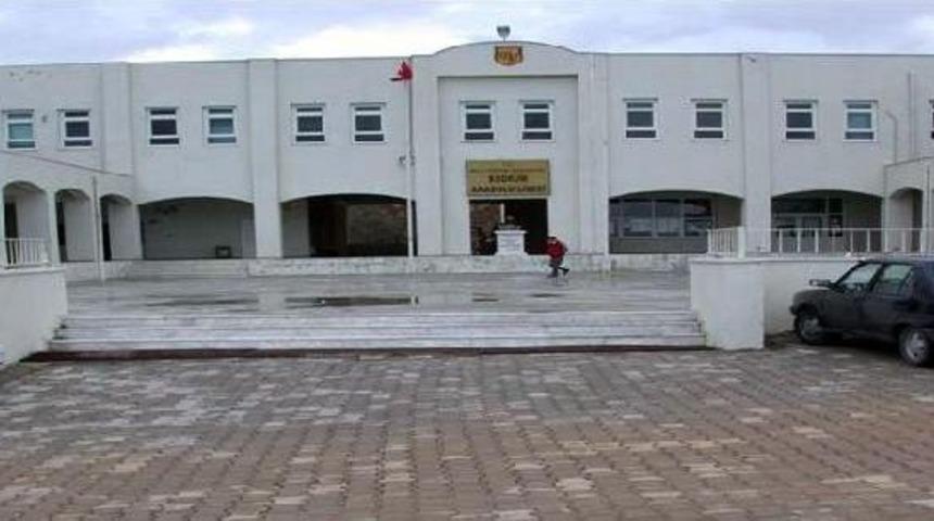 Bakaya Okul M&uuml;d&uuml;r&uuml;ne Soruşturma
