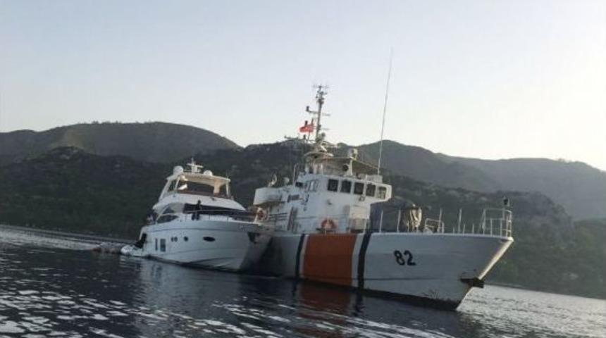 Abd Bayraklı L&uuml;ks Yatta Yangın Paniği