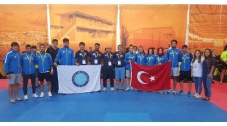 Uludağ &Uuml;niversitesi Spor Takımları Başarıya Doymuyor