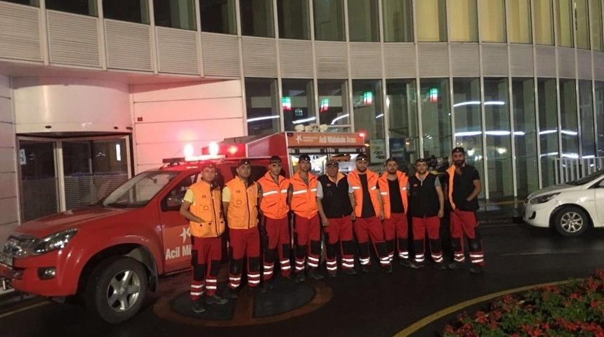 Şiddetli Yağmur Sonrası Belediye Ekipleri Seferber Oldu