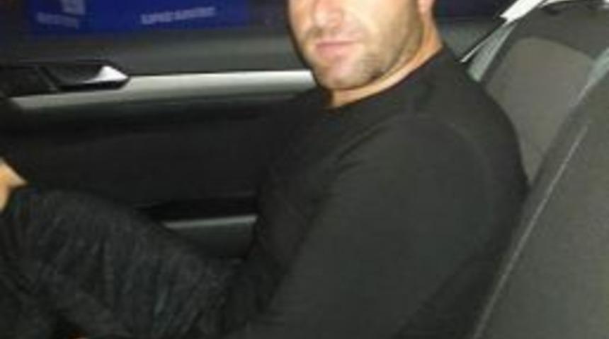 Kuşadası Pamucak&rsquo;ta Silahlı &Ccedil;atışma: 1 &Ouml;l&uuml;, 1 Yaralı