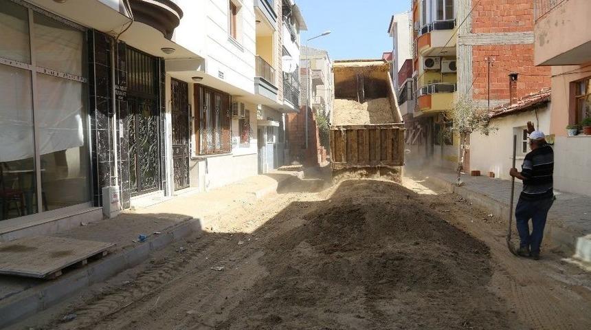 Turgutlu&rsquo;da Yeni Mahalle Yeni Yollarına Kavuşuyor