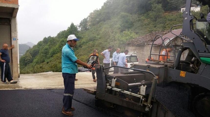 B&uuml;y&uuml;kşehir Belediyesi Yollarda Kalıcı Yatırımlara İmza Atıyor