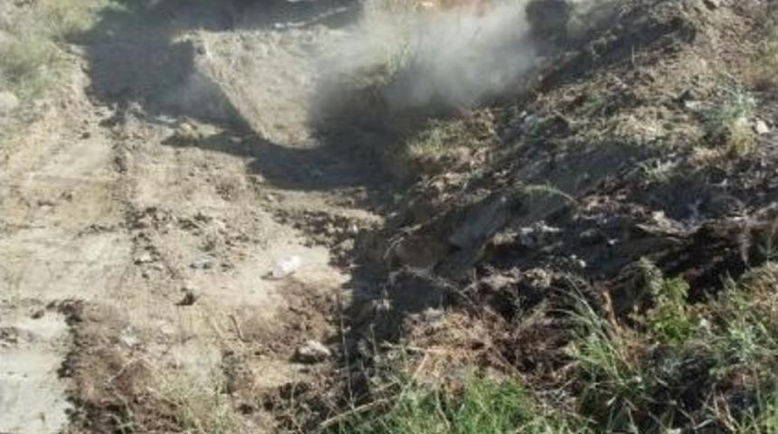 Adala Mahallesi&rsquo;nde 3 Bu&ccedil;uk Kilometrelik Dere Temizliği