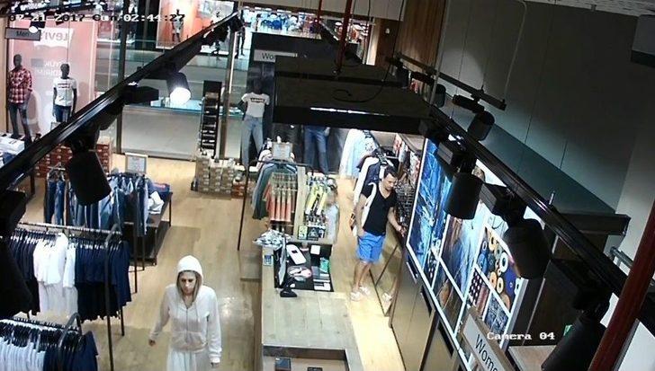 Bursa’da Aile Görünümü Verip Çocuğa Hırsızlık Yaptırdılar G3