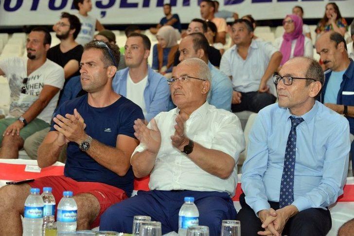 Mersin’de Plaj Voleybolu Heyecanı G4