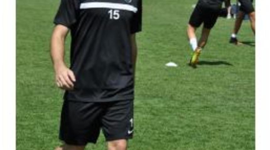 Nazilli Belediyespor'da İlker Sayan Imzaladı