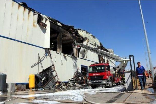 Gaziantep'te Fabrika Yangını (3)
