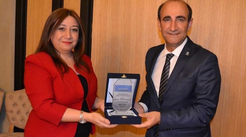 Yıldırım Belediyesi&rsquo;ne &Ccedil;ifte &Ouml;d&uuml;l