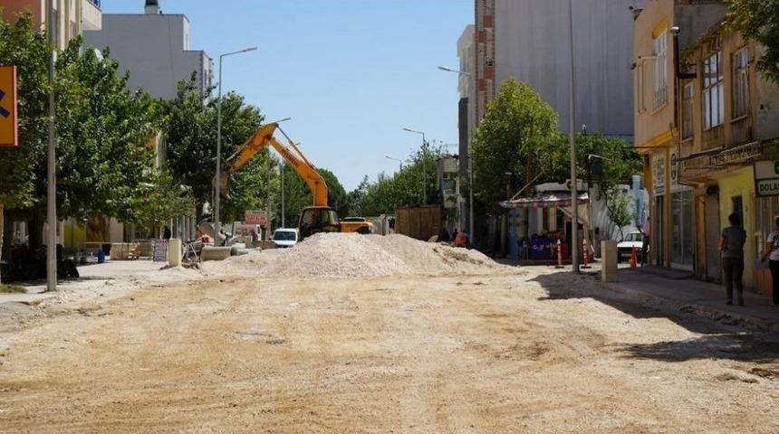 Eski Kahta Caddesinde Altyapı &Ccedil;alışmaları Devam Ediyor