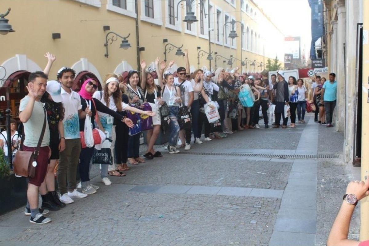 57 &Uuml;lkeden 700 G&ouml;n&uuml;l El&ccedil;isi T&uuml;rkiye&rsquo;de