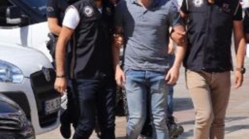 Pkk/pyd Operasyonunda 1 İngiliz Ve 2 Bulgar'a G&ouml;zaltı (2)