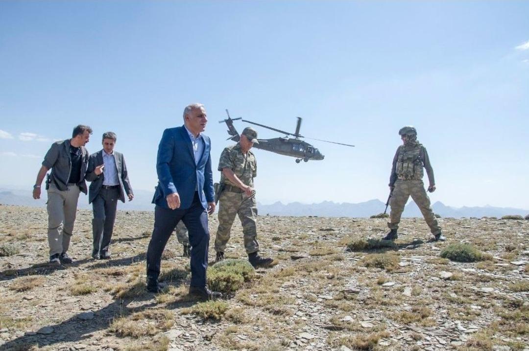 Vali Zorluoğlu Faraşin B&ouml;lgesinde