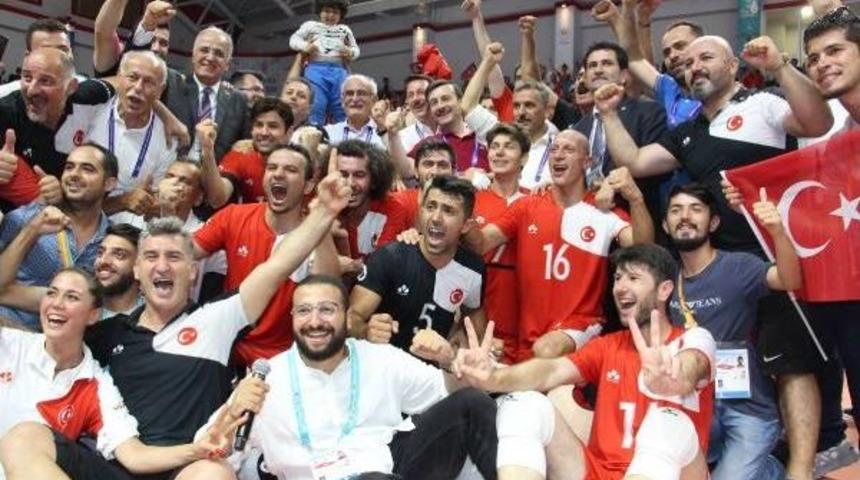 İşitme Engelliler Olimpiyatı'nda Ukrayna'yı 3-0 Yenen T&uuml;rkiye, Şampiyon Oldu