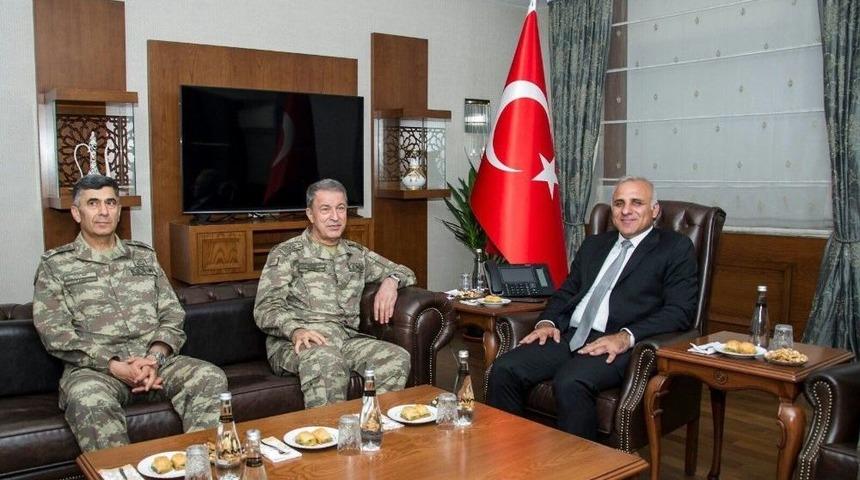 Genelkurmay Başkanı Akar Van&rsquo;da