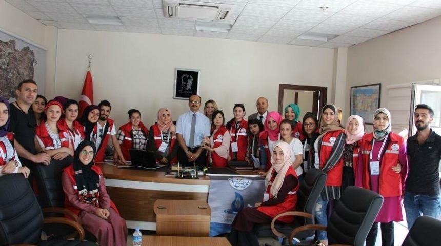 Hakkari&rsquo;ye Gelen Gen&ccedil;lerin Ziyaretleri S&uuml;r&uuml;yor