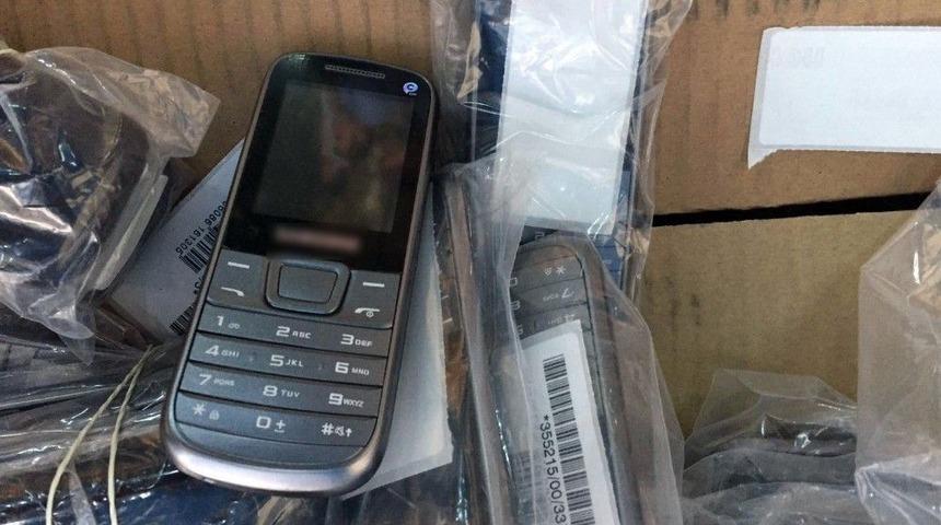 &Uuml;retime Dahi Ge&ccedil;meyen Iphone 8 Getirdiler