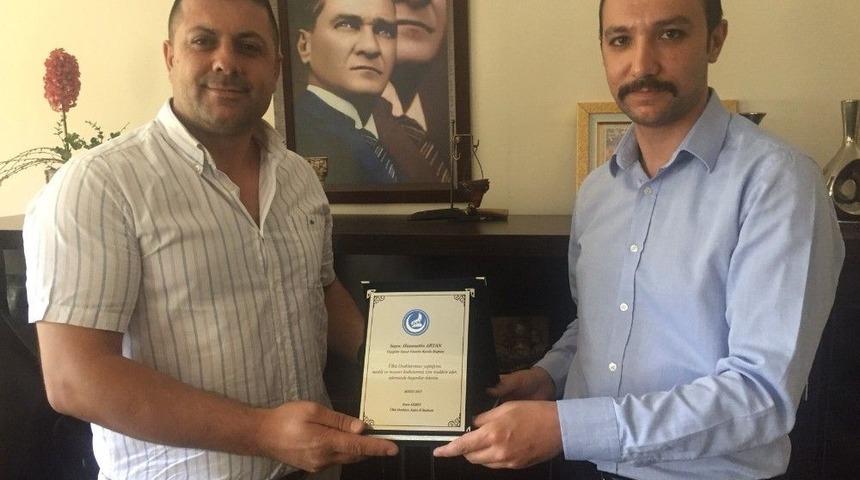 Aydınspor 1923 Başkan Adayı Artan&rsquo;a Vefa Plaketi