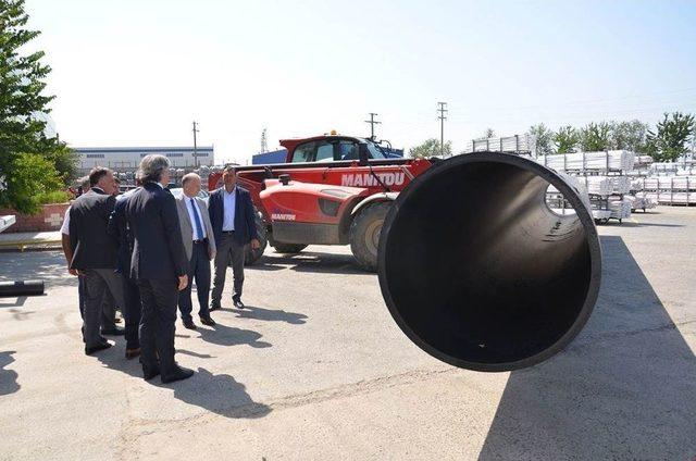 Vali Ceylan Kara Boru Hattında İncelemelerde Bulundu