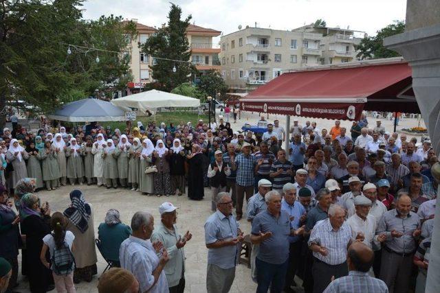 Hacı Adayları İçin Uğurlama Töreni