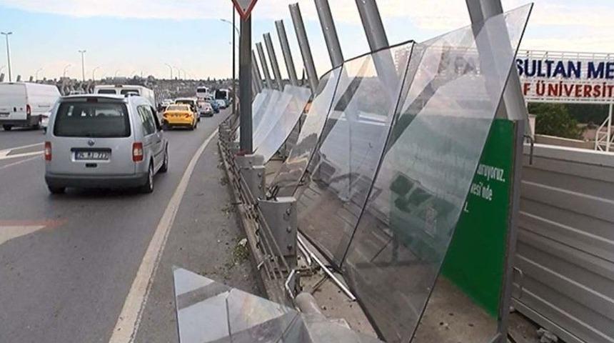 (&ouml;zel Haber) Hali&ccedil; K&ouml;pr&uuml;s&uuml;&rsquo;ne &rsquo;ses Ve G&uuml;venlik Bariyerleri&rsquo; İnşa Ediliyor