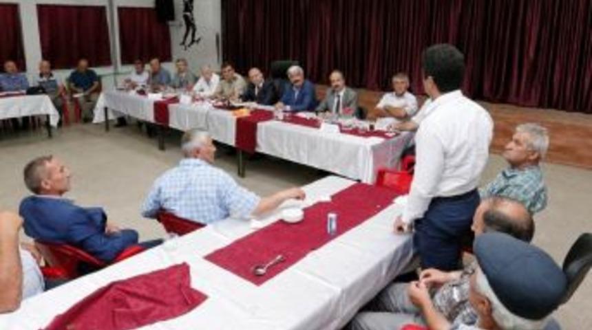 Vali Varol&rsquo;dan Muhtarlarla Toplantı