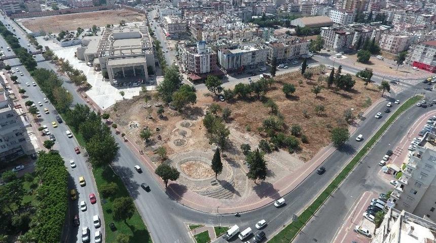 Tarık Akan Parkı&rsquo;nda &Ccedil;alışmalar Başladı