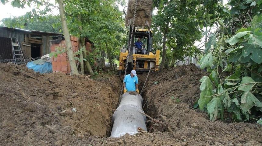 Akyazı&rsquo;da Altyapı &Ccedil;alışmaları Devam Ediyor