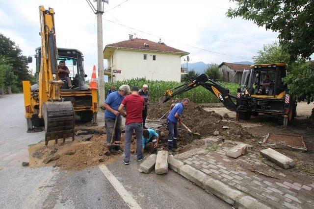 Akyazı’da Altyapı Çalışmaları Devam Ediyor