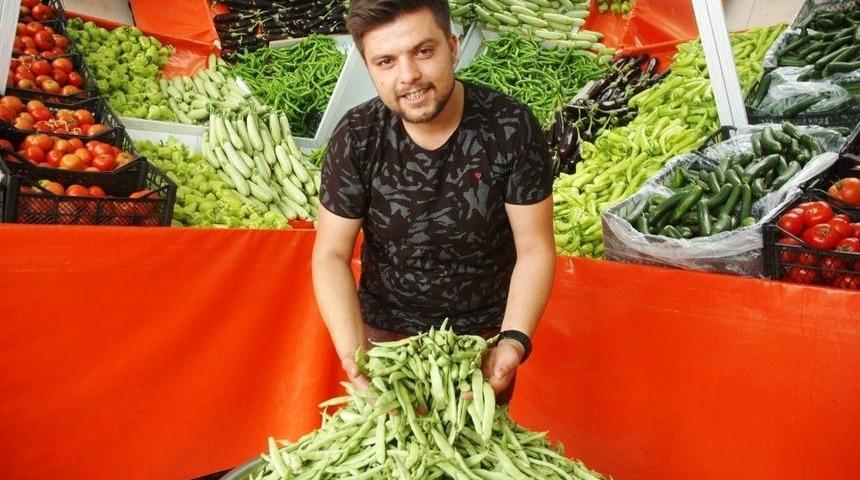 Van&rsquo;da &Uuml;retilen Sebzeler Tezg&acirc;hlardaki Yerini Aldı