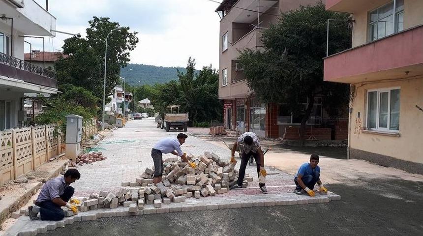 Vezirhan&rsquo;da Asfalt &Ccedil;alışmaları Devam Ediyor