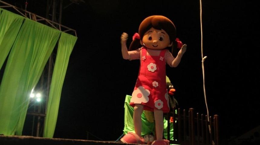 &ldquo;niloya&rdquo; &Ccedil;ocuklarla Buluştu