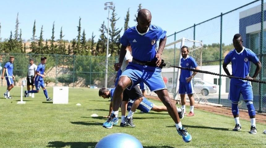 Gazişehir F.k. G&uuml;&ccedil; Depoluyor