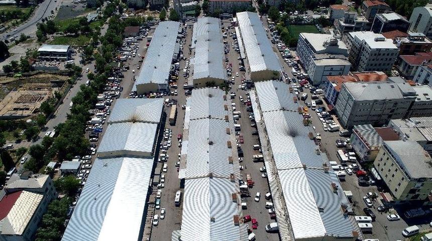 (&ouml;zel Haber) İstanbul&rsquo;daki Fırtına Sonrası Oto Sanayilerde Oluşan Yoğunluk Havadan G&ouml;r&uuml;nt&uuml;lendi