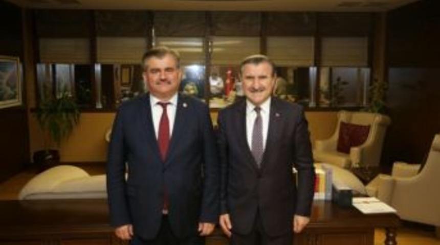 &Ccedil;aturoğlu Kdz. Ereğli&rsquo;ye Bin 500 Kişilik Stat İstedi