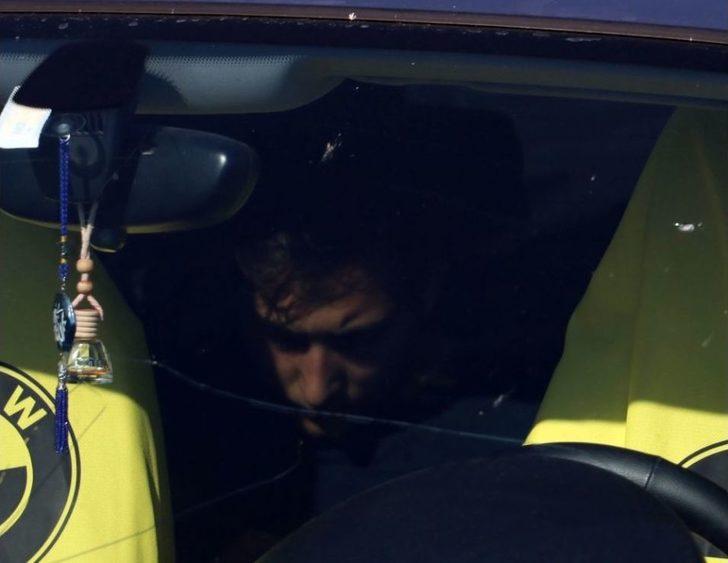 Otomobilde Kilitli Kaldı, Polis Araç Sahibini Plajda Megafonla Aradı G4