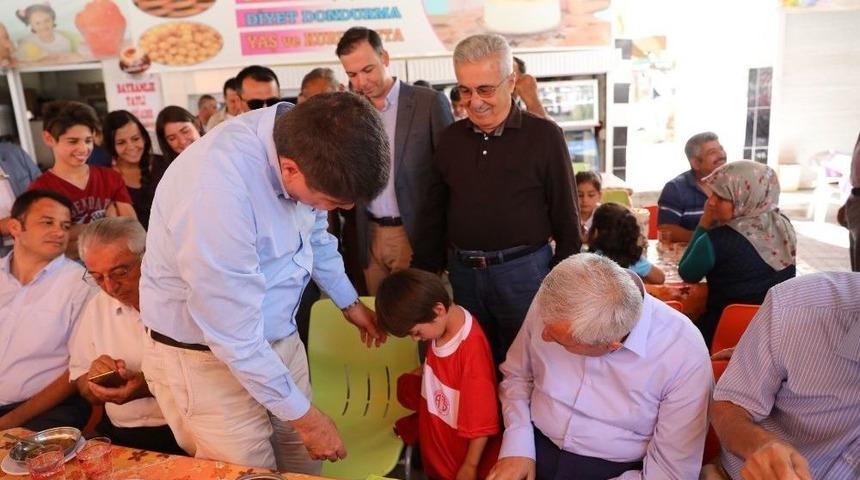 T&uuml;rel, İl&ccedil;e Belediye Başkanlarıyla Kaş&rsquo;ta