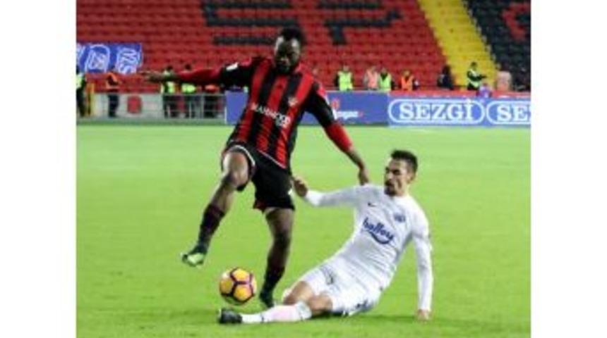 Samsunspor, Angan İçin Çin Kulübünden Yazı Bekliyor