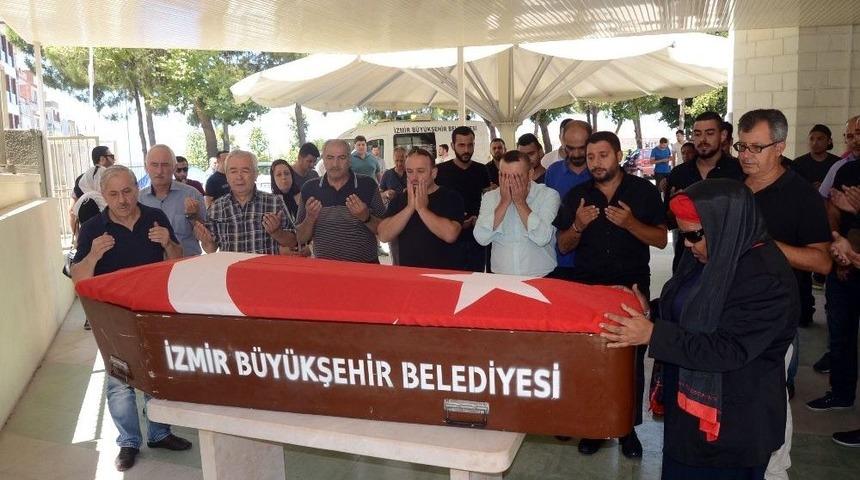 Almanya&rsquo;da &Ouml;l&uuml; Bulunan T&uuml;rk Boks&ouml;r G&ouml;zyaşlarıyla Uğurlandı